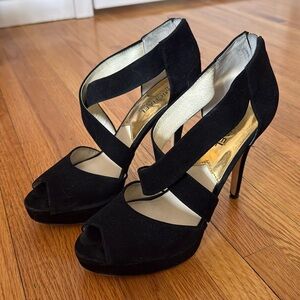 Michael Kors Black Pumps size 7.5